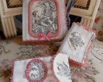 Accessoires de broderie et de couture, carnet à fils, range-aiguilles, étui à ciseaux, toile de jouy, french general, french touch