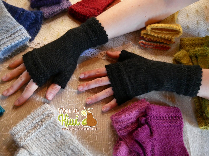 Mittens for women in alpaca wool, pink plum, amethyst, black, denim blue, duck blue, moss green, rust etc... Black