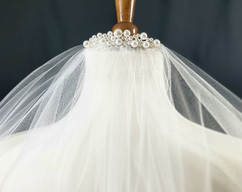 Circle Veil With Pearl Headpiece