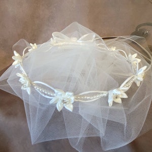 Communion Wreath Crown with Veil Pearl and Satin Flowers image 10