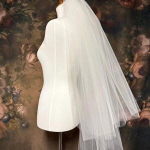 Full Volume Two Tier Veil image 5