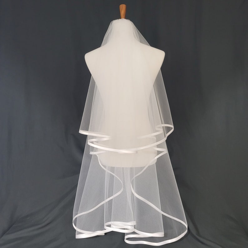 Two Tier Infinity Veil with Satin Bias Trim image 4