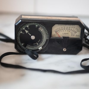 Art Deco 1935 Weston Photronic 650 light meter Working