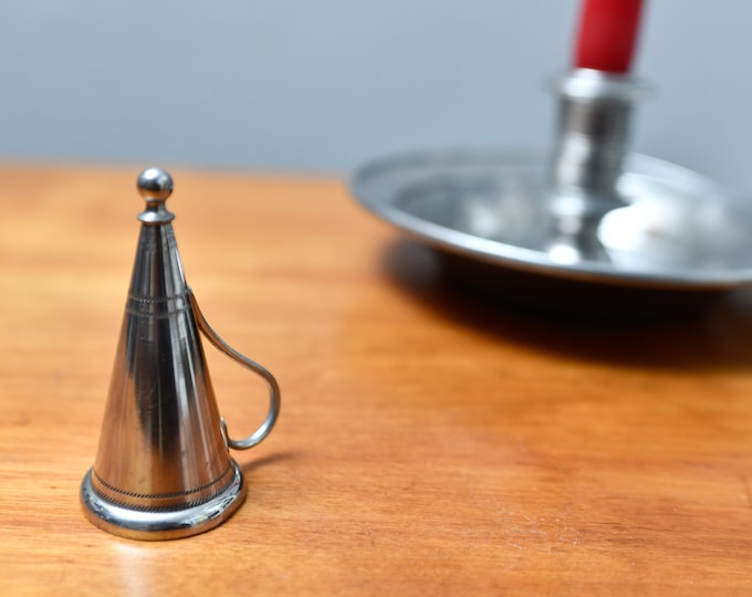 Polished Colonial Williamsburg Pewter Early American Conical Chamber Stick Candle Snuffer Rustic Farmhouse Decor