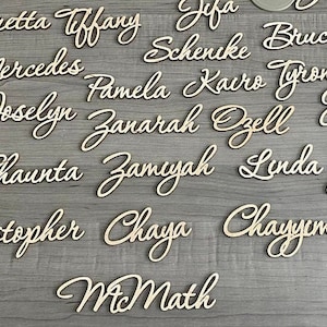 Noms de lieux - Noms de lieux de mariage - Prénoms découpés au laser - Noms de lieux dorés - Décoration de mariage