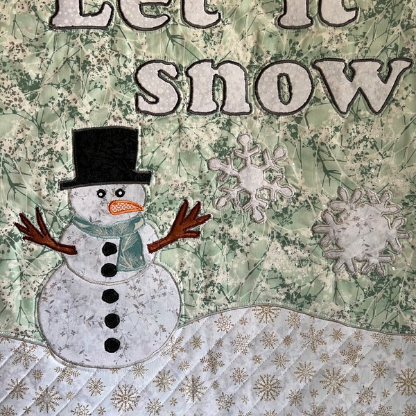 Snowman Appliqué Winter Quilted Wall Hanging