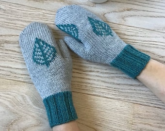 Hand knitted mittens Wool winter mittens Cozy women knit gloves Arm warmers Natural wool Gray Green mittens Christmas gift for women