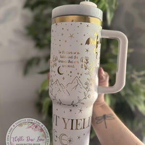 40oz tumbler, SJM tumbler, Book tumbler, Laser engraved tumbler, ACOTAR inspired tumbler, Crescent City tumbler, Throne of Glass tumbler