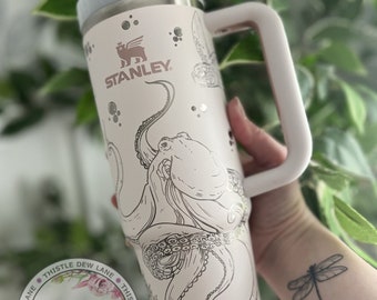Stanley Tumbler 30oz Camelia Limited Edition - MINOR FLAWS, READ