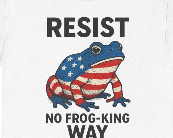 Resist Frog Shirt, Portland Protest Symbol, American Spirit Democracy T-Shirt