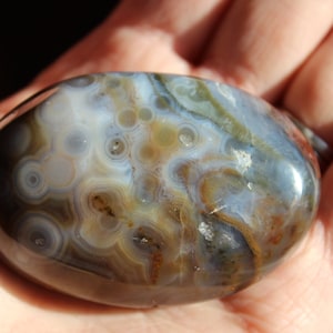 8th vein ocean jasper pocket stone 2E, rare