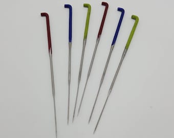 18 Triangle (3 most used sizes) NeedleFelting Needles Canadian seller! -6 each triangle 38g 40g and 42g .Wet /dry felting.2 Cases included!