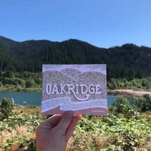 Carte postale des sentiers d’Oakridge, Oregon | Pack de 10 ou 20 | Conception illustrée à la main pour la randonnée, le VTT, les voyages, l’aventure