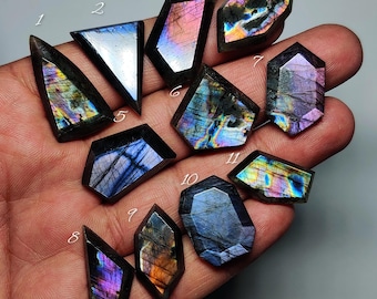 Cabujón de espectrolita natural de Finlandia - Piedra preciosa de labradorita brillante para engaste de alambre, anillos, colgantes y joyería (24 mm x 33 mm)