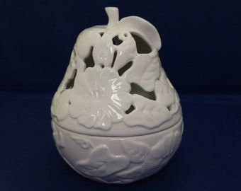 Pear shaped nightlight/pot pourri