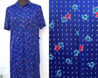 70s/80s vintage shirt/dress featuring retro cute floral pattern in blue and some red