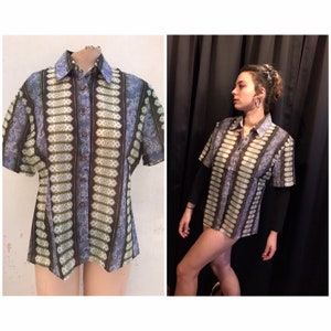 Lichtgewicht vintage jaren 70-shirt met fotoprint en knopen, met print van kant
