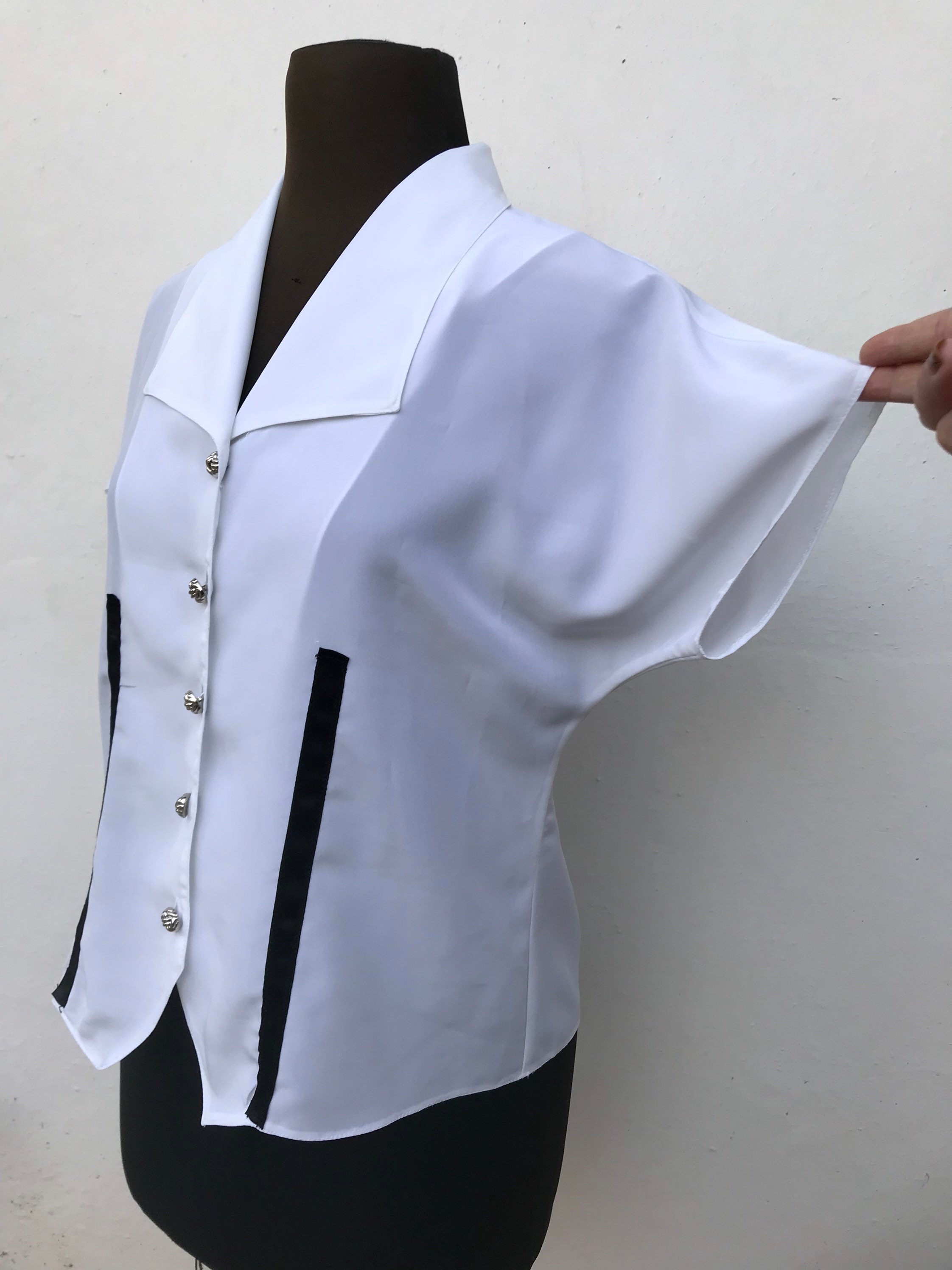 Vintage SoutiencollarCoat 80’s Vintage 1980s YELLOW COTTON Snap Front French One Piece