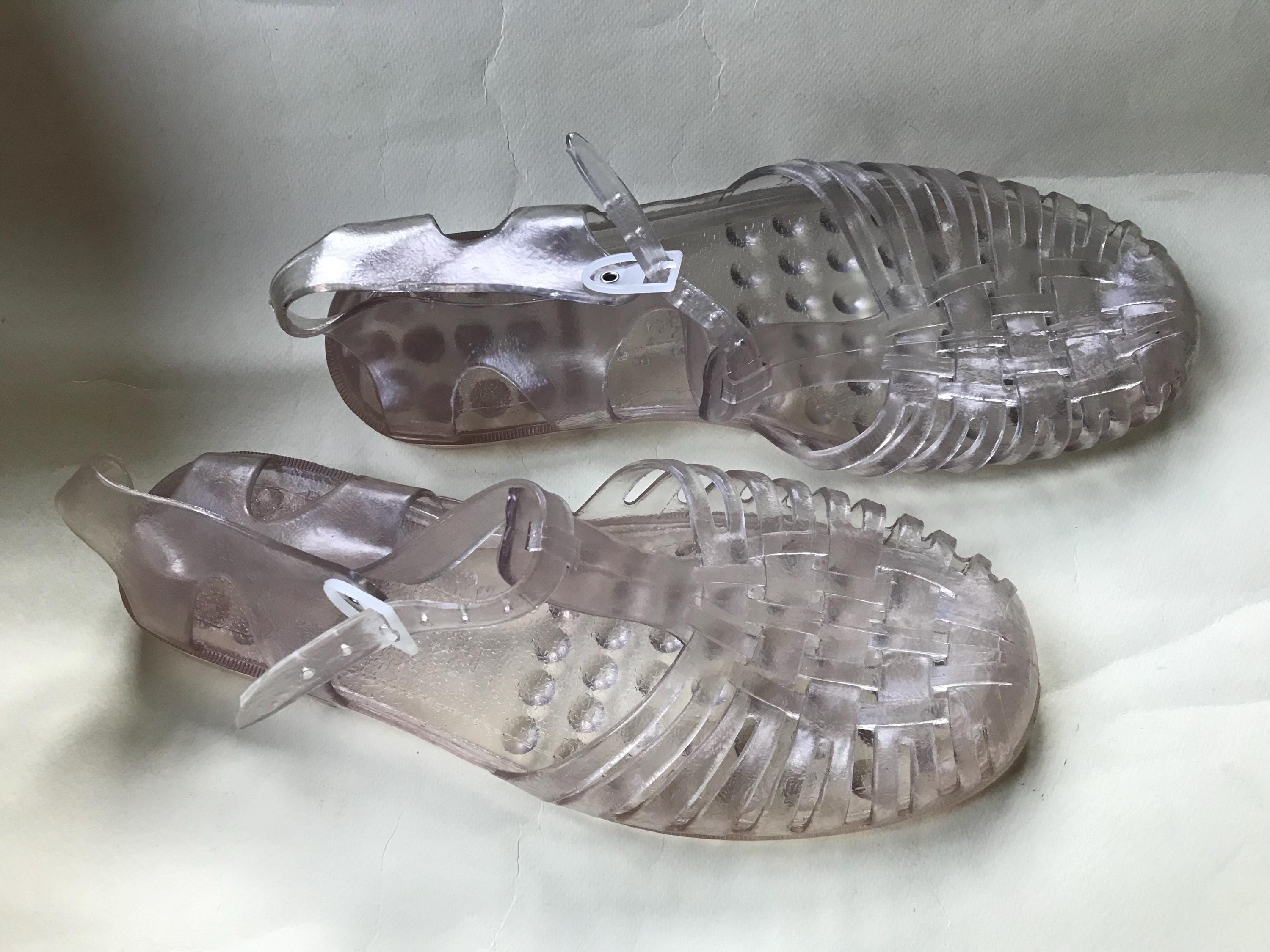 Plastic jelly shoes