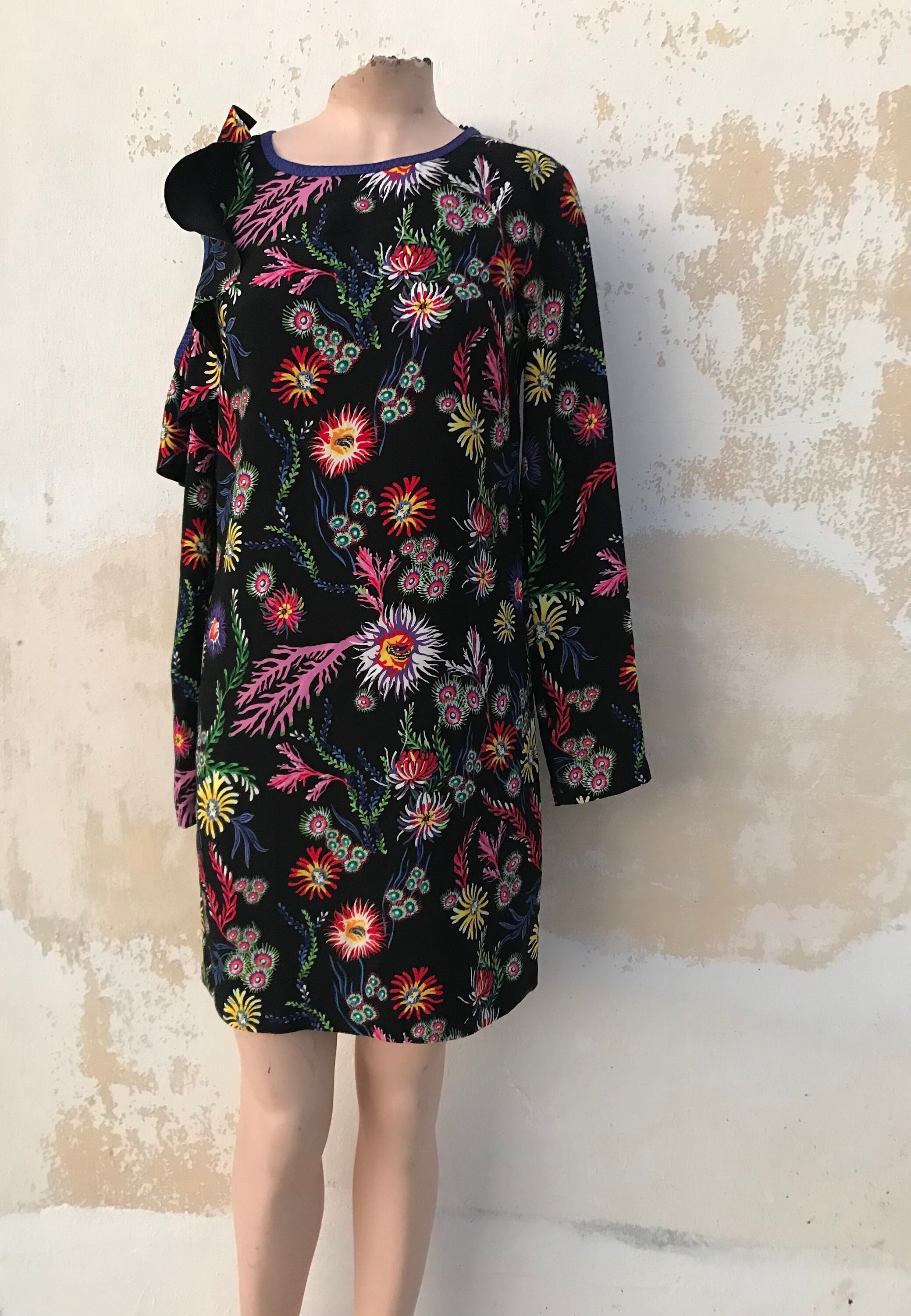 pinko floral dress Pinko Floral V-neck Mini Dress