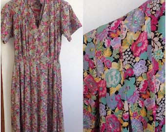 Long 70s/80s floral peasant, preppy pleated dress with short sleeves, mao collars in red, teal blue and yellow floral design