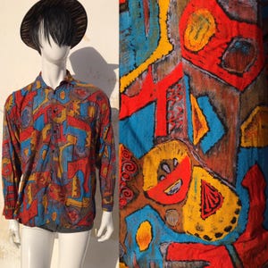 Chemise boutonnée cool groovy et kitsch pour homme vintage du début des années 90, imprimée de motifs abstraits/géométriques colorés