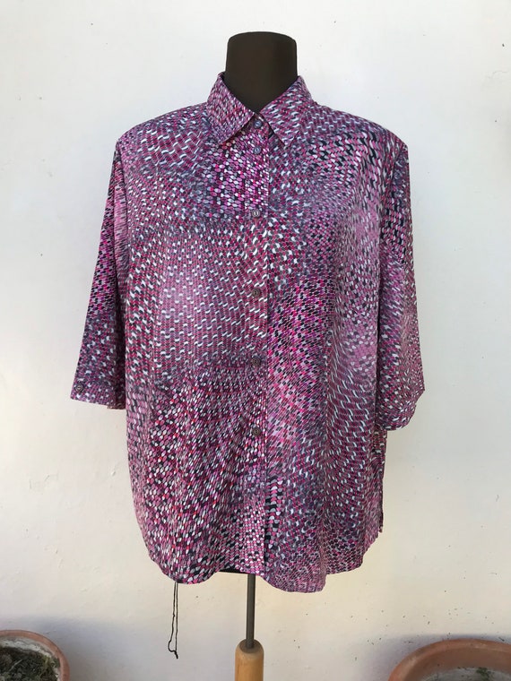 Swirl abstract oversized 80s vintage shirt in lil… - image 6