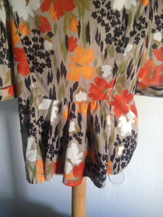 Peanut brown 60's rich floral shirt with Peter Pa… - image 10