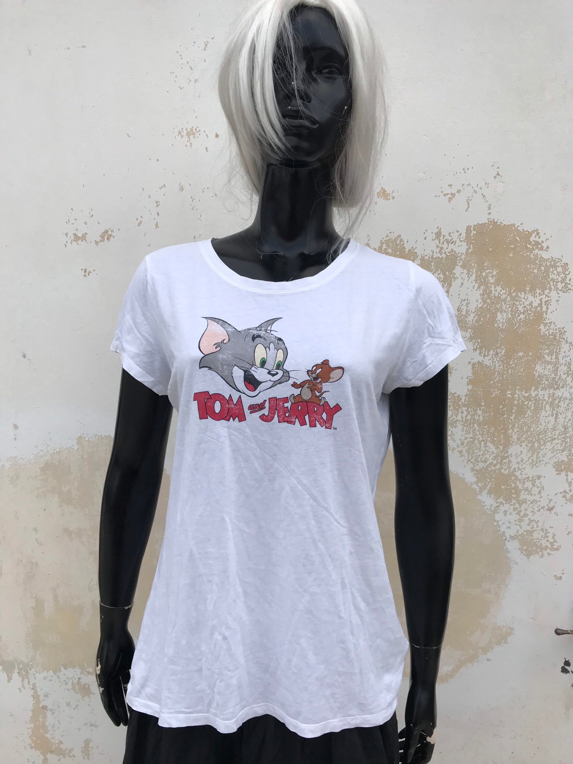 Tom and Jerry White T-shirt for Adults, 00s Vintage - Etsy Tom and Jerry White T-shirt for Adults, 00s Vintage - Etsy