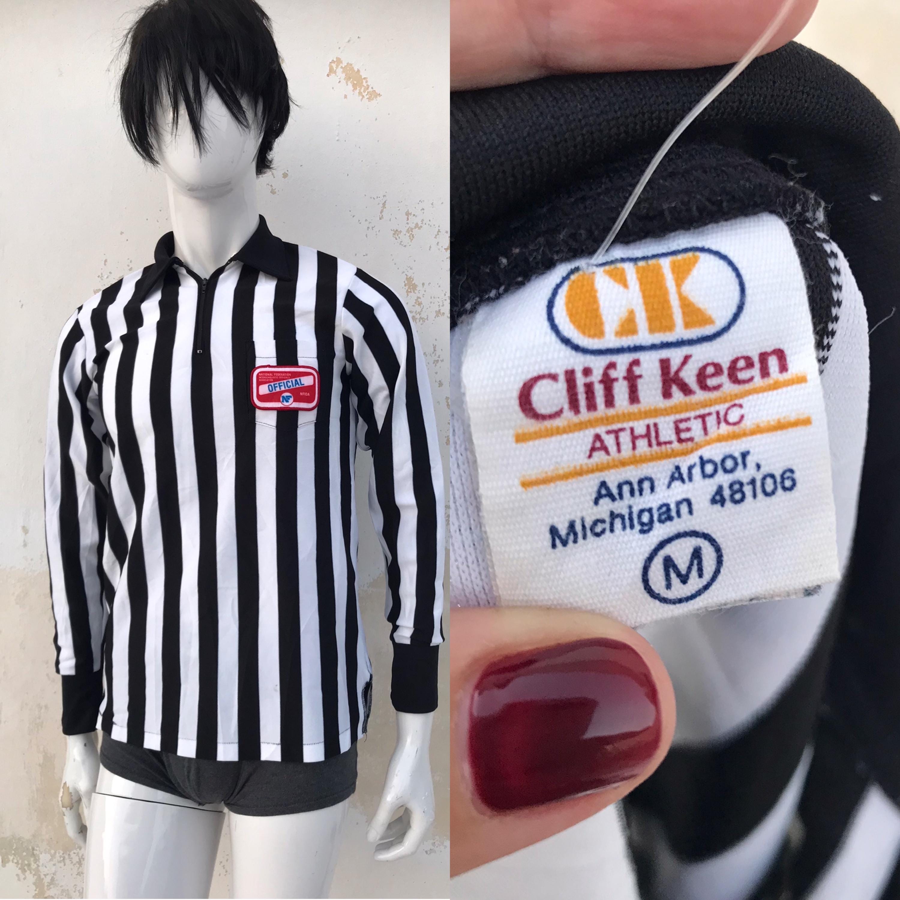 Hockey on Ice Referee 1970s Vintage, Striped Jersey in Black/white