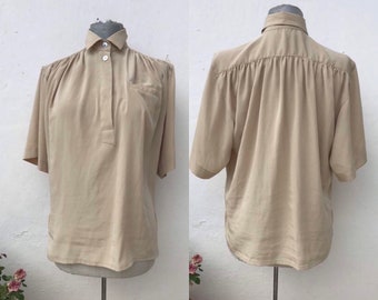 70s vintage sand beige half buttoned shirt with beautiful gathered shoulders and pleated back made of soft, silky fabric