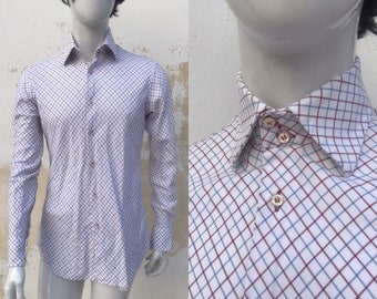 00s does 70s vintage white, red & blue fitted plaid all cotton shirt, by the luxurious Saint Paul Italian brand. Men's elegance