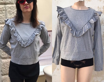 Blusa gris en forma de chevron, con volantes y recortada, vintage Y2k, hecha en Suecia