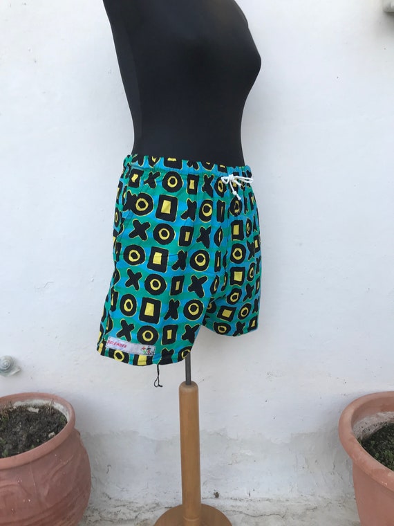 Cotton, fun, crazy mens shorts from the 1980s featuri… Gem