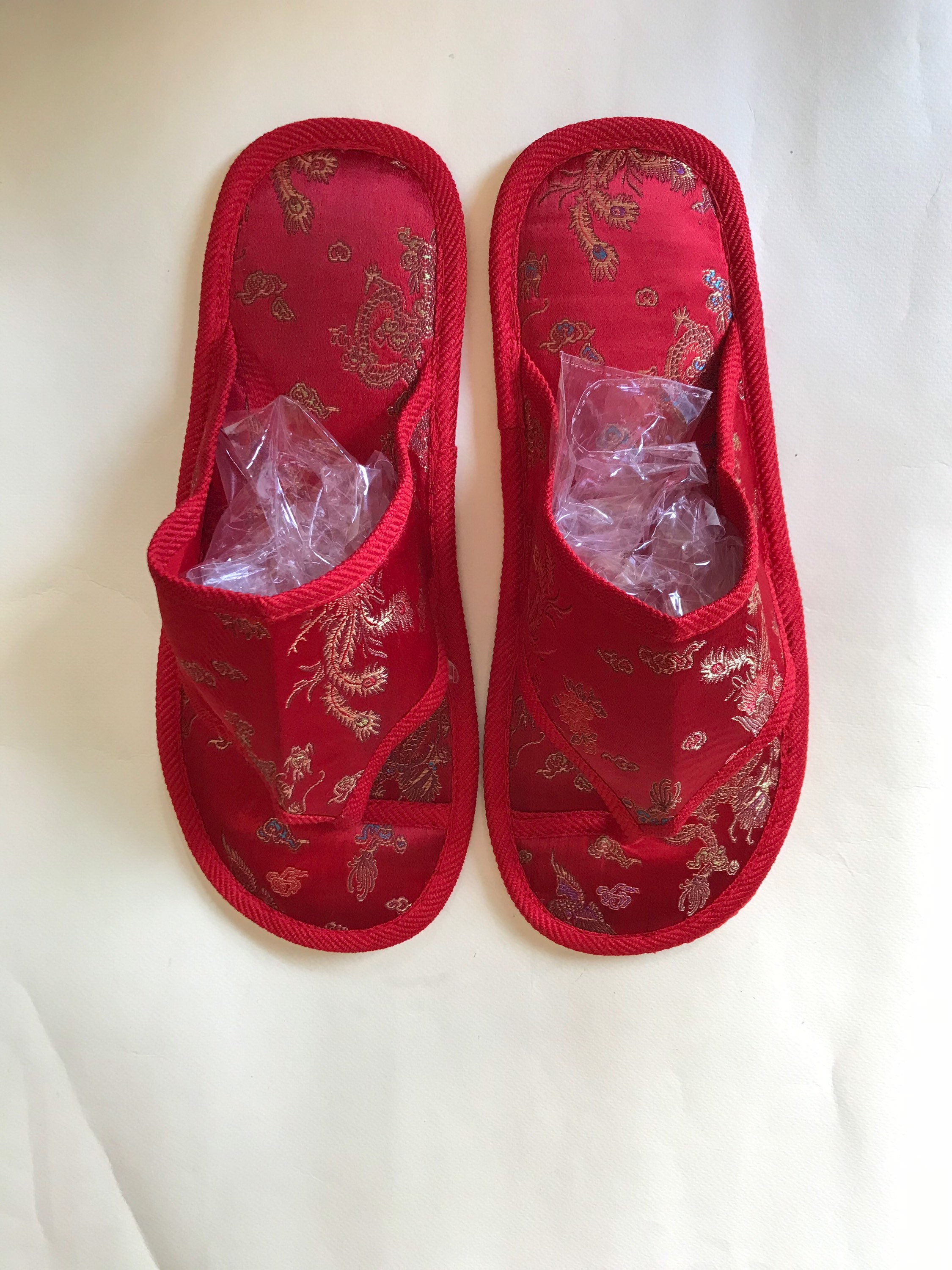 Amazon.com: EKAYG Home Couple Wedding Slippers Women Chinese Style Bride  Groom Party Slippers Slippers Gift : Clothing, Shoes & Jewelry