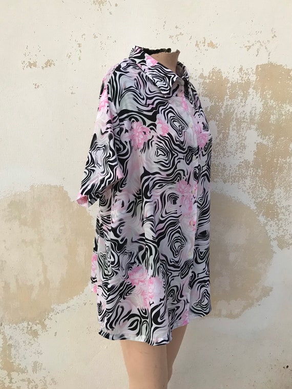 80s vintage oversized shirt in pink, white & blac… - image 5