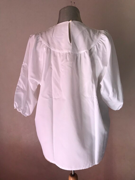 80s vntg total white patio blouse with amazing la… - image 6