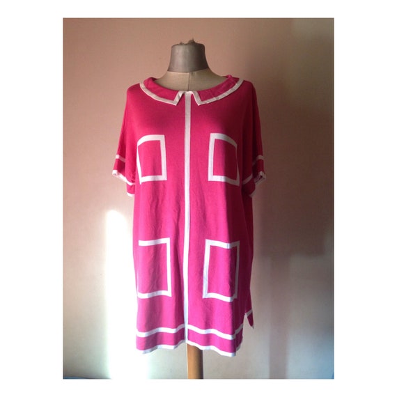 Shocking pink geometric squared colorblock mini d… - image 2