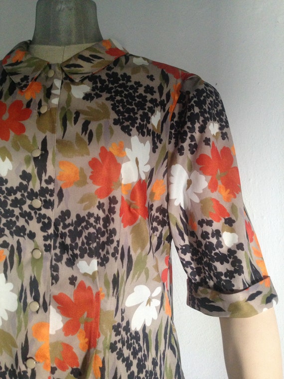 Peanut brown 60's rich floral shirt with Peter Pa… - image 2