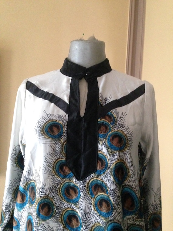Peacocks feathers printed satiny tunic/blouse wit… - image 1