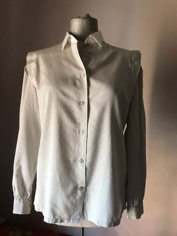 Silver gray 80s vintage buttoned shirt with contr… - image 7