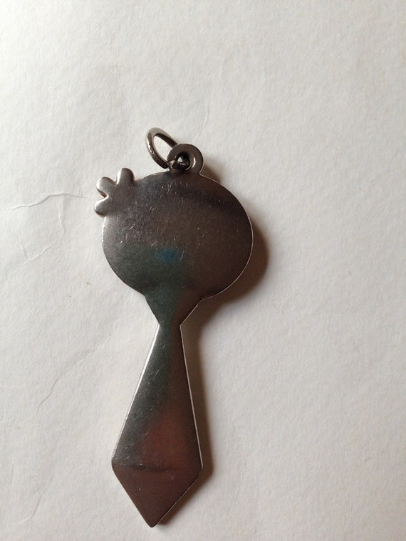 The cutest metallic pendant for little girls, gif… - image 10