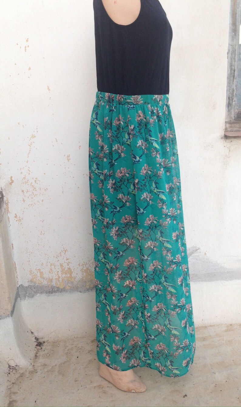 XL size maxi summer dress from 1990 featuring black body and a wonderful full maxi skirt in bluegreen teal color with floral /& bird pattern