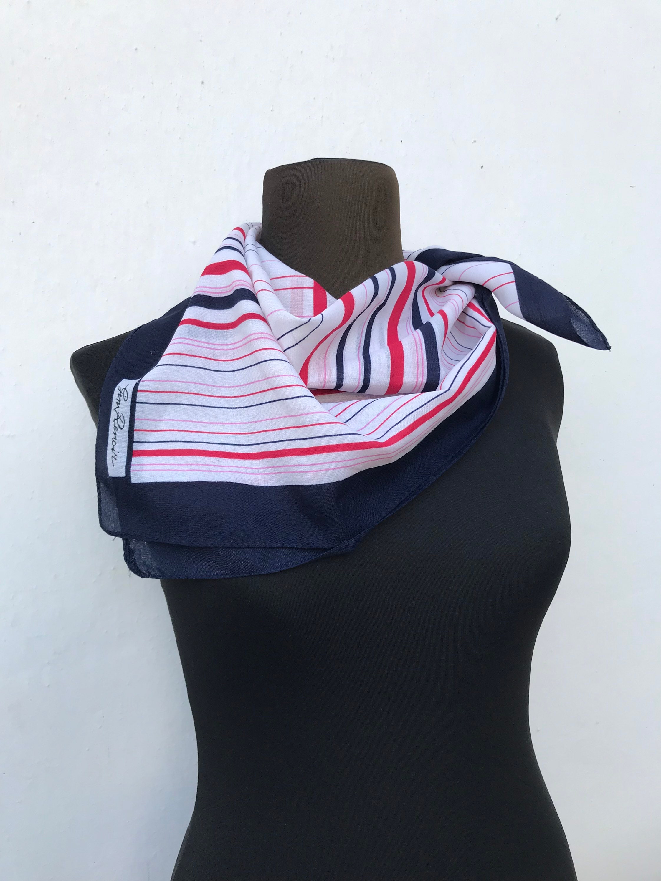 Foulard Carré Renoir - 80x80 Cm - 100% Polyester - Multicouleur - Occasion Très Bon état