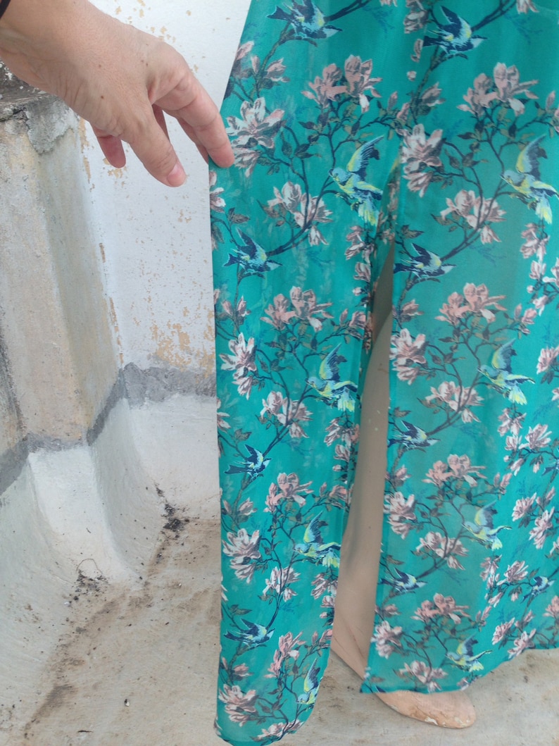 XL size maxi summer dress from 1990 featuring black body and a wonderful full maxi skirt in bluegreen teal color with floral /& bird pattern