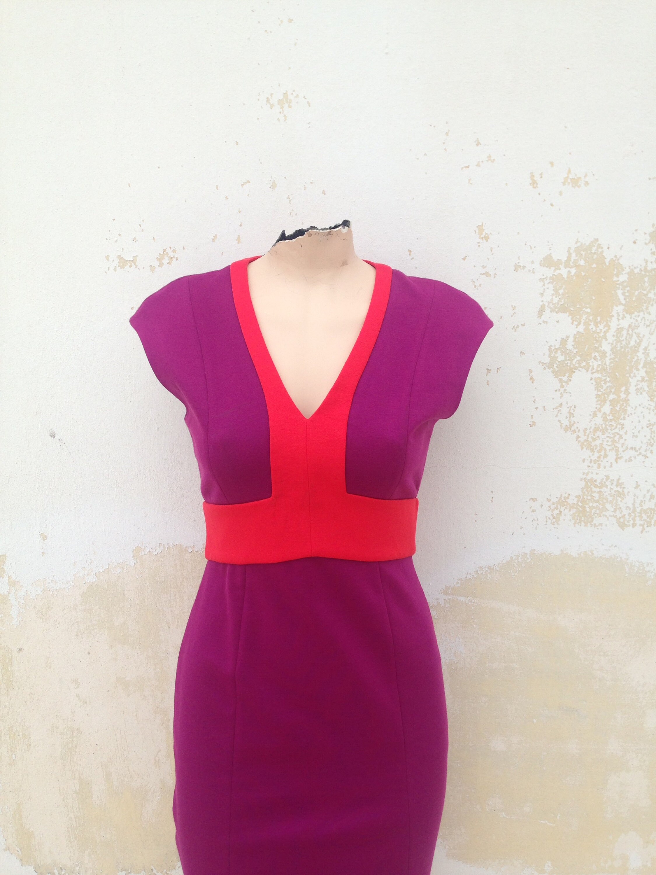 narciso rodriguez red dress Narciso Rodriguez Killer Colorblock in Mulberry and Bright Red Bodycon Dress  in Space Age Style