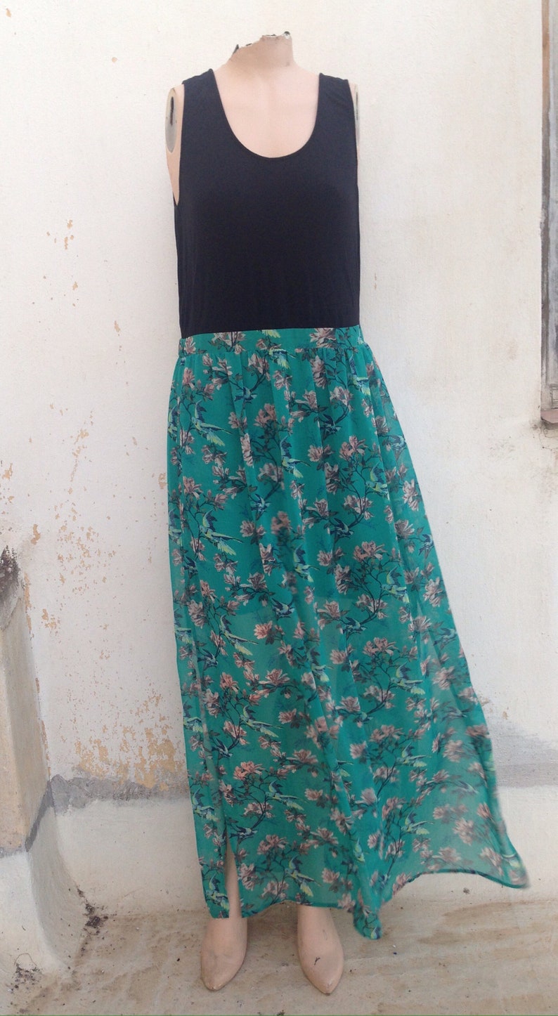 XL size maxi summer dress from 1990 featuring black body and a wonderful full maxi skirt in bluegreen teal color with floral /& bird pattern