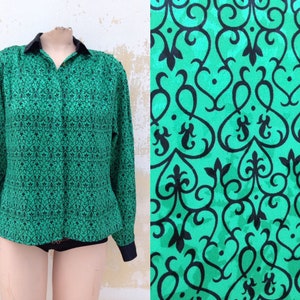 Emerald green & black buttoned down shirt with shoulders pad and contrasting black collars and cuffs, 80s vintage