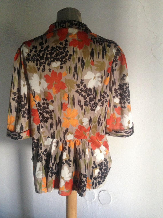 Peanut brown 60's rich floral shirt with Peter Pa… - image 6