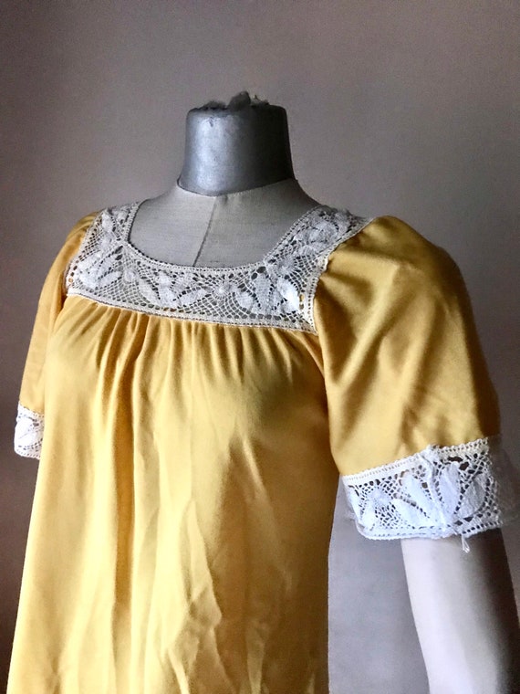 70s hippie, yellow egg yolk long and loose tunic … - image 6